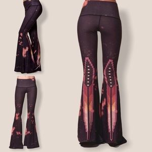Teeki Acid Wash Sacred Feather Rare Bell Bottoms L
